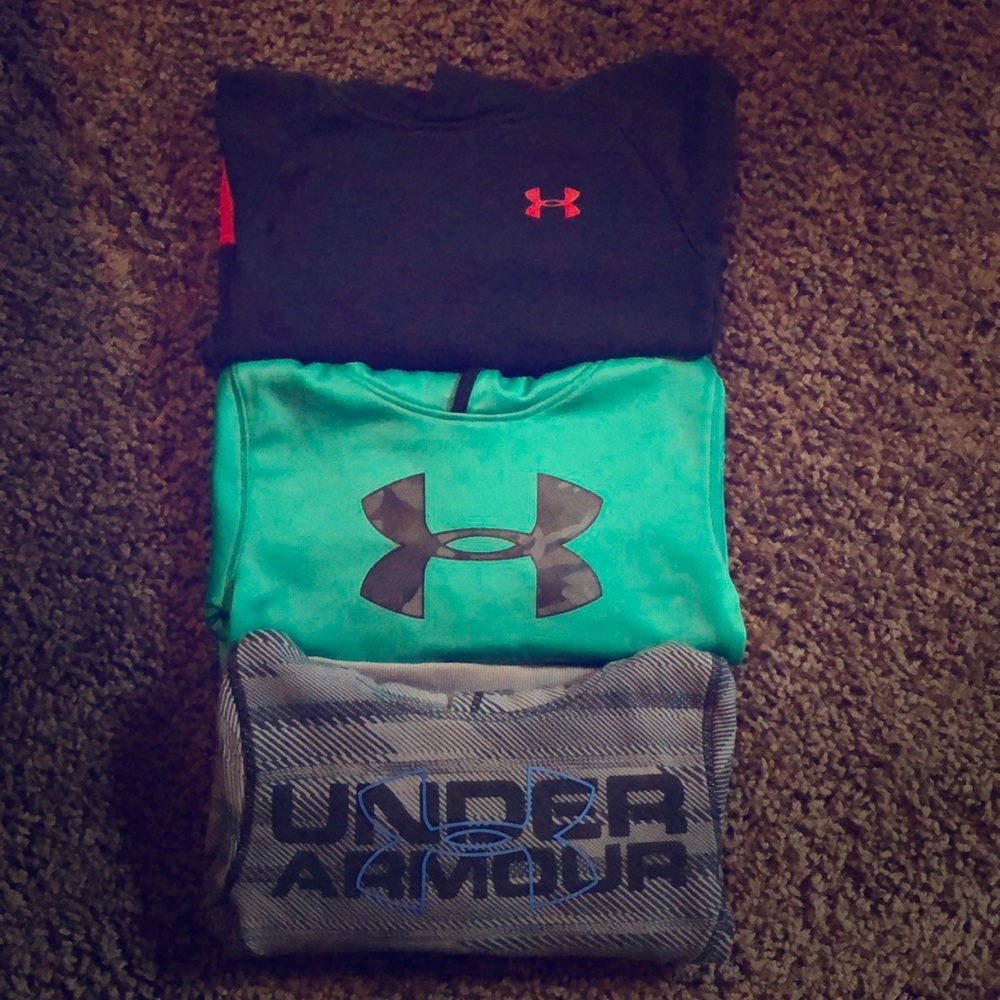 Bundle of 3 Boys Size 5 Under Armour Hoodies
